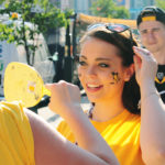 penguins fan with face paint